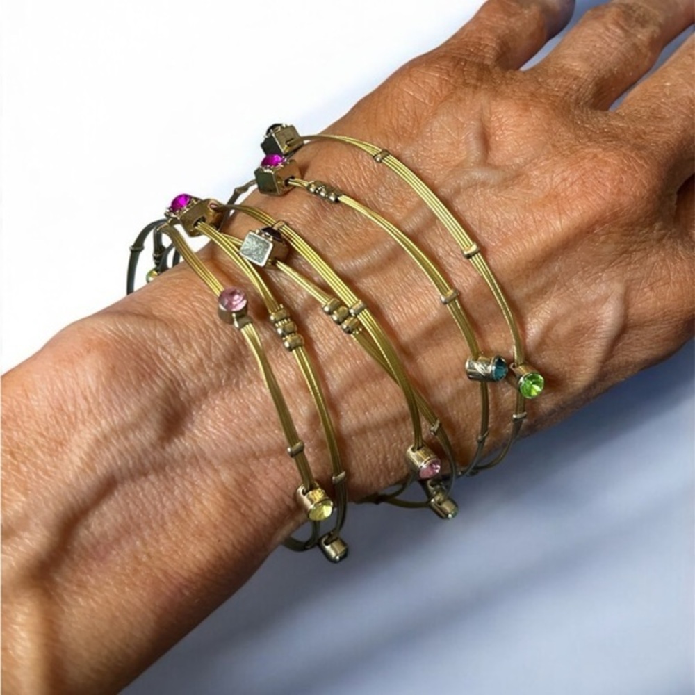 Wire bangles, gold plated squares w/cubic zirconia, semi precious stones 🩷💚🩵🧡💙💜💛
